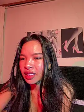 Snapshot of Sessash chatting on June 2, 9:50 pm Sessash online show from June 2, 9:50 pm