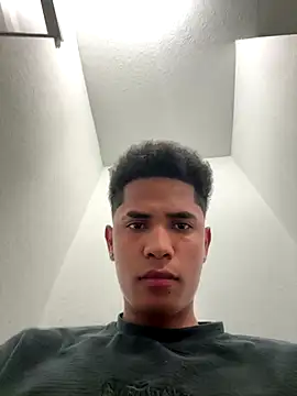 Snapshot of fuego01 chatting on December 16, 6:40 am fuego01 online show from December 16, 6:40 am