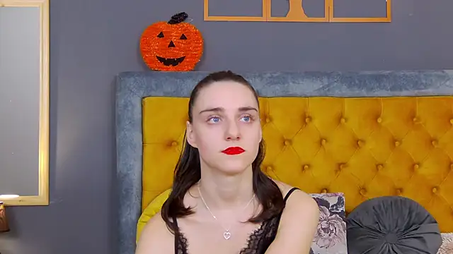 Jessica White  online show from November 21, 4:00 am