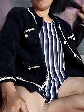 TinTin321 online show from February 13, 8:49 pm