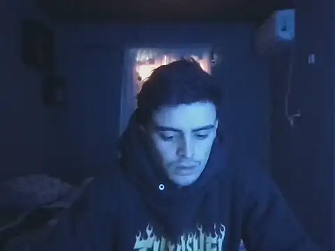 Snapshot of Rodrigo99_9 chatting on May 28, 5:54 pm Rodrigo99 9 online show from May 28, 5:54 pm