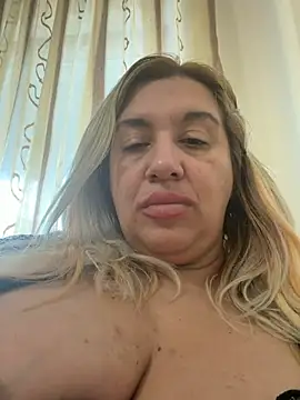 TheeaBlanco online show from June 9, 3:45 pm