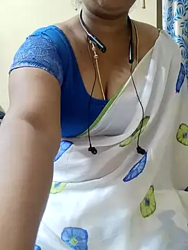 yelmaji91 online show from December 3, 8:34 am