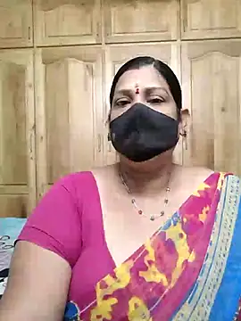 Snapshot of sutari84 chatting on July 15, 3:12 am sutari84 online show from July 15, 3:12 am