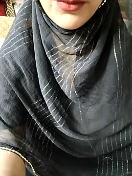 Indian-Aleena online show from May 5, 7:00 pm