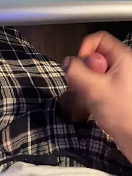 19yearsboyy online show from November 4, 5:23 pm