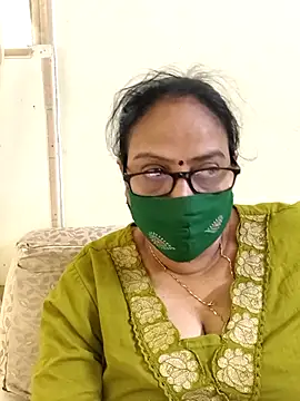 Snapshot of heera-rani chatting on May 14, 8:32 am heera-rani online show from May 14, 8:32 am
