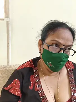Snapshot of heera-rani chatting on May 30, 7:05 am heera-rani online show from May 30, 7:05 am