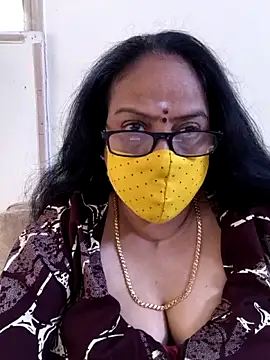 Snapshot of heera-rani chatting on June 16, 4:48 am heera-rani online show from June 16, 4:48 am