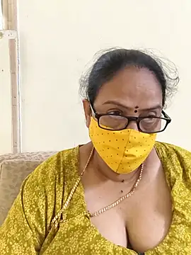 Snapshot of heera-rani chatting on June 17, 7:55 am heera-rani online show from June 17, 7:55 am