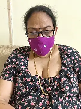 Snapshot of heera-rani chatting on June 27, 1:50 pm heera-rani online show from June 27, 1:50 pm