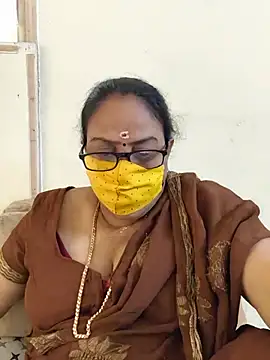 Snapshot of heera-rani chatting on June 29, 4:19 am heera-rani online show from June 29, 4:19 am