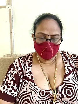 Snapshot of heera-rani chatting on July 9, 8:51 am heera-rani online show from July 9, 8:51 am