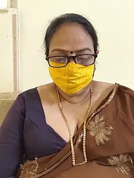 Snapshot of heera-rani chatting on July 11, 5:54 am heera-rani online show from July 11, 5:54 am