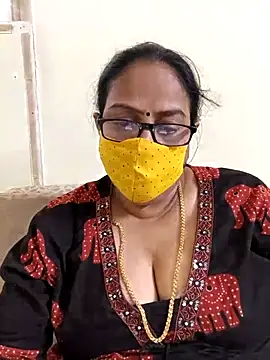 Snapshot of heera-rani chatting on July 13, 11:13 am heera-rani online show from July 13, 11:13 am