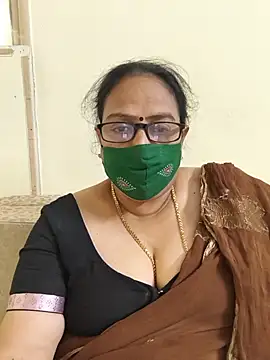 Snapshot of heera-rani chatting on July 18, 10:08 am heera-rani online show from July 18, 10:08 am