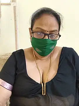 Snapshot of heera-rani chatting on July 25, 7:17 am heera-rani online show from July 25, 7:17 am