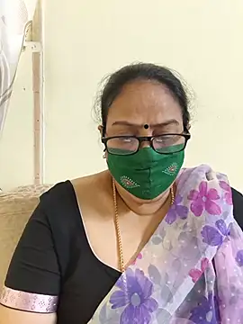 Snapshot of heera-rani chatting on July 30, 7:07 am heera-rani online show from July 30, 7:07 am
