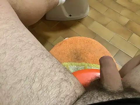 Snapshot of Cober03 chatting on November 5, 12:10 am Cober03 online show from November 5, 12:10 am