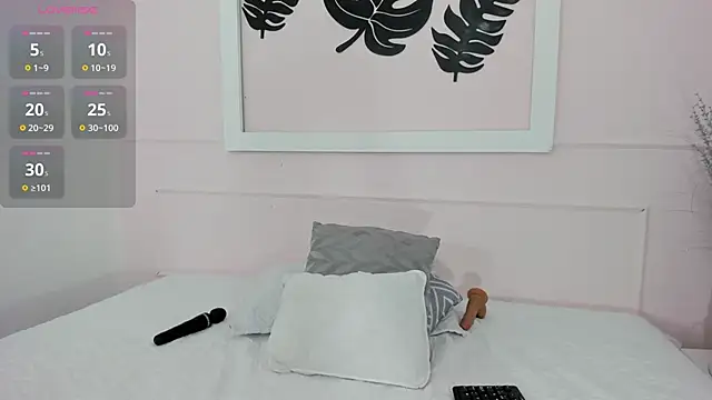 Snapshot of azaharaaa_ chatting on September 11, 11:43 am azaharaaa online show from September 11, 11:43 am