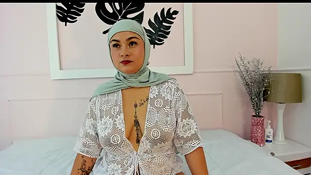 Snapshot of azaharaaa_ chatting on September 30, 11:26 am azaharaaa online show from September 30, 11:26 am