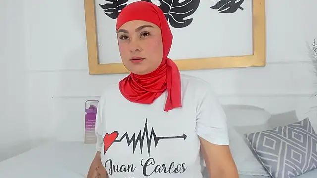 Snapshot of azaharaaa_ chatting on October 25, 11:40 am azaharaaa online show from October 25, 11:40 am