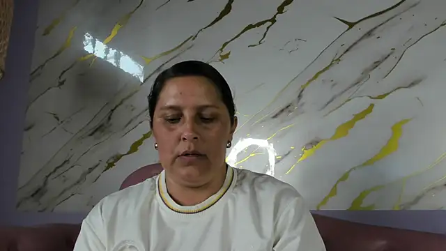 Snapshot of KikaDuque chatting on July 3, 7:42 pm KikaDuque online show from July 3, 7:42 pm