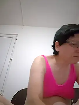 Snapshot of Vera_Elle chatting on June 20, 2:25 am Vera Elle online show from June 20, 2:25 am