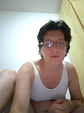 Snapshot of Vera_Elle chatting on July 3, 12:28 am Vera Elle online show from July 3, 12:28 am