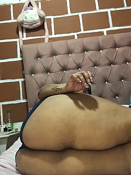 Rachellcooperrr online show from March 15, 6:52 am