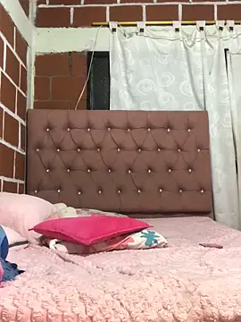 Rachellcooperrr online show from April 27, 6:55 am