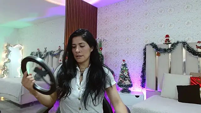 BLUE TAY1 online show from December 2, 11:48 am