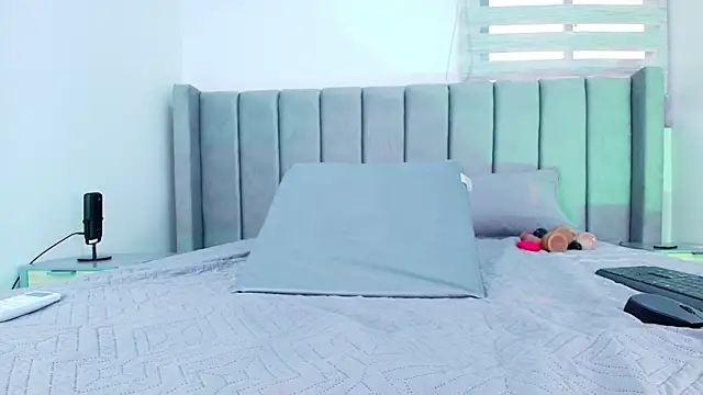 carol juicyy online show from February 12, 7:20 pm