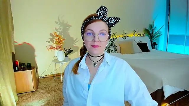 YourUniverser online show from November 19, 4:12 am