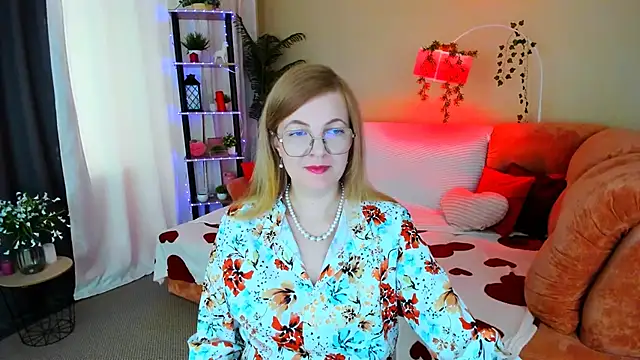 YourUniverser online show from June 14, 4:36 am