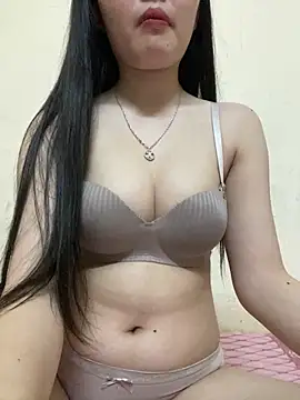 Snapshot of Xu_Xubaby chatting on December 18, 11:49 am Xu Xubaby online show from December 18, 11:49 am