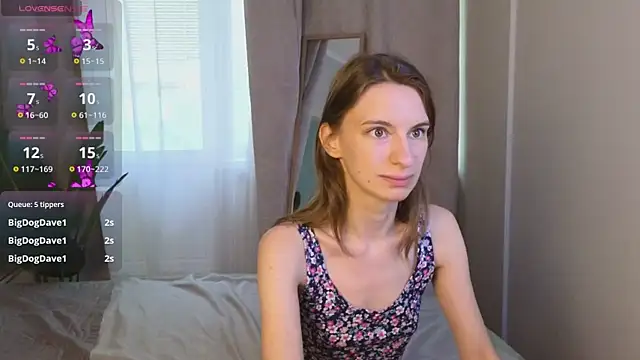 Snapshot of kaleriyaa_ chatting on July 6, 1:24 am kaleriyaa online show from July 6, 1:24 am