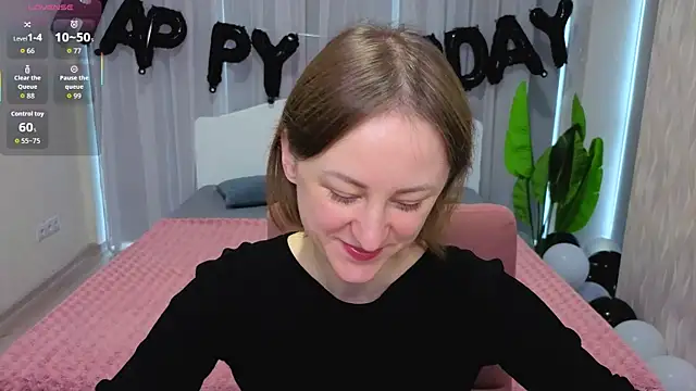 LuluChiiii online show from October 27, 10:41 am