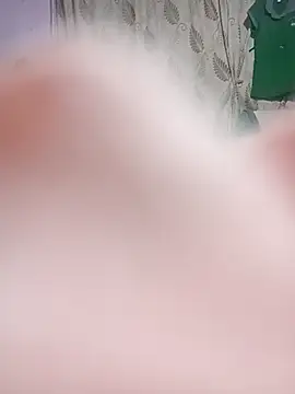 yummyhottie-clit online show from November 16, 8:03 pm