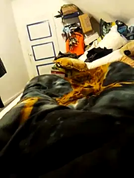 chrisdic27 online show from February 22, 6:35 am