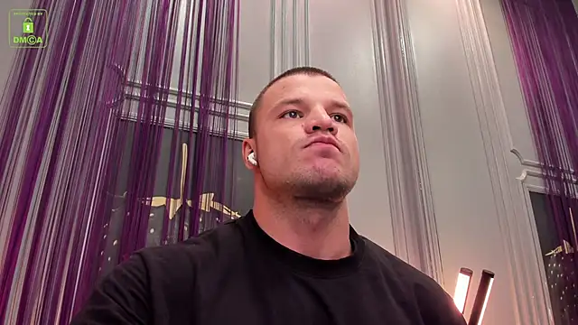 OliverSport online show from December 3, 3:33 pm