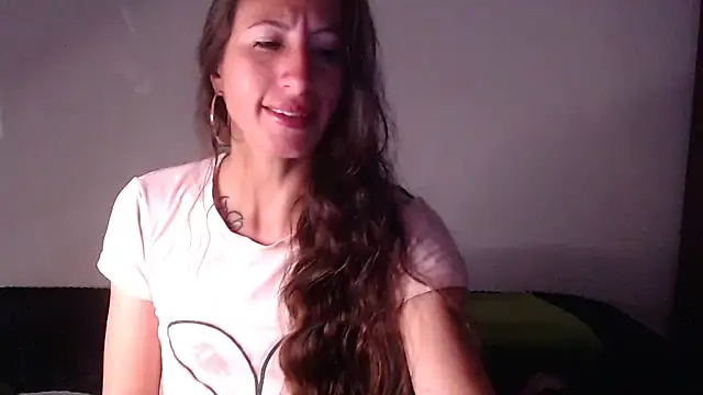 Snapshot of NathaSlave chatting on May 31, 6:21 am NathaSlave online show from May 31, 6:21 am