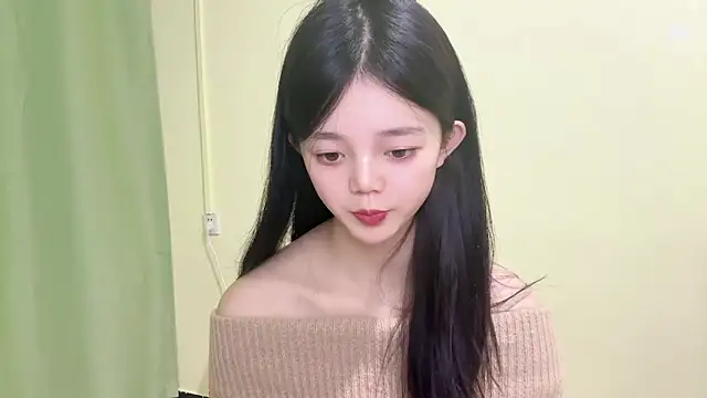 Nicole-13 online show from November 15, 6:44 am