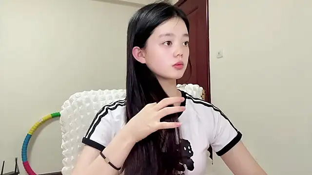 Nicole-13 online show from June 22, 11:57 pm