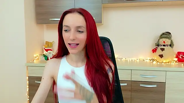 Snapshot of Julia_Jae chatting on December 23, 6:44 am Julia Jae online show from December 23, 6:44 am