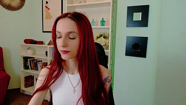 Snapshot of Julia_Jae chatting on January 18, 5:33 am Julia Jae online show from January 18, 5:33 am