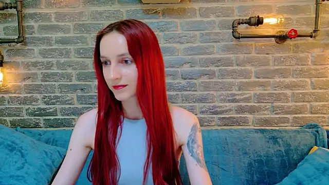 Snapshot of Julia_Jae chatting on July 8, 5:56 am Julia Jae online show from July 8, 5:56 am