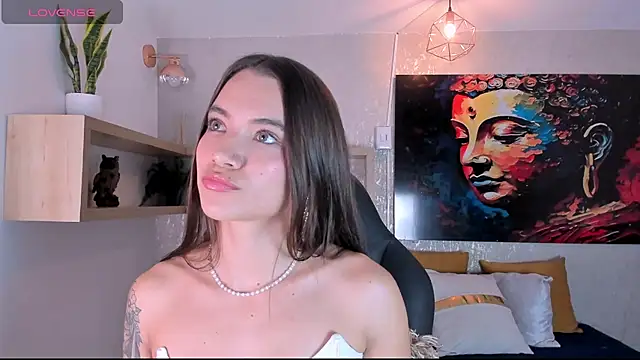 Snapshot of aitana_baker_ chatting on June 28, 4:18 am aitana baker online show from June 28, 4:18 am