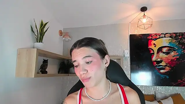 Snapshot of aitana_baker_ chatting on August 4, 2:04 am aitana baker online show from August 4, 2:04 am