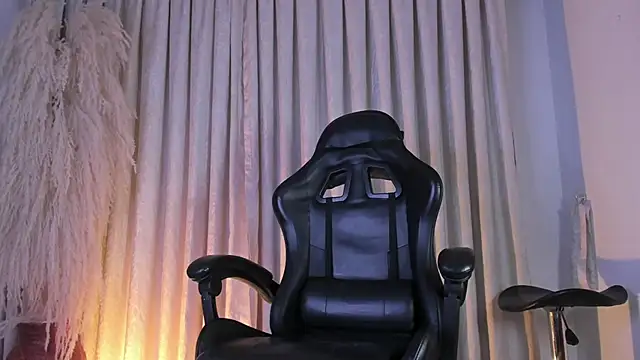 JulienSaint online show from March 9, 11:36 am